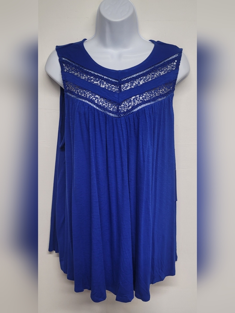 Apt 9 L Top Slinky Stretch Knit Flowy Comfort Cobalt Blue Lace Flare new